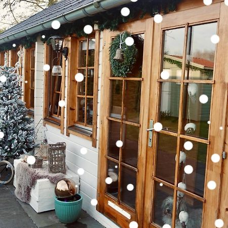 Vila Tiny Botanic House Tzummarum Exteriér fotografie